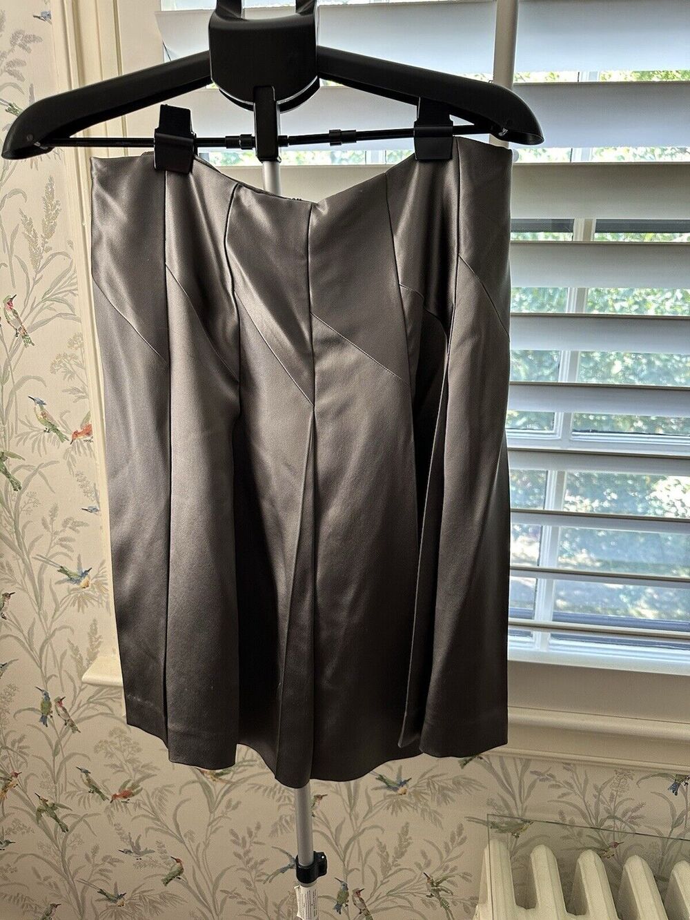 BANANA REPUBLIC Gray Patchwork 100% SILK SKIRT SIZE 8 Side Zip Fully Lined